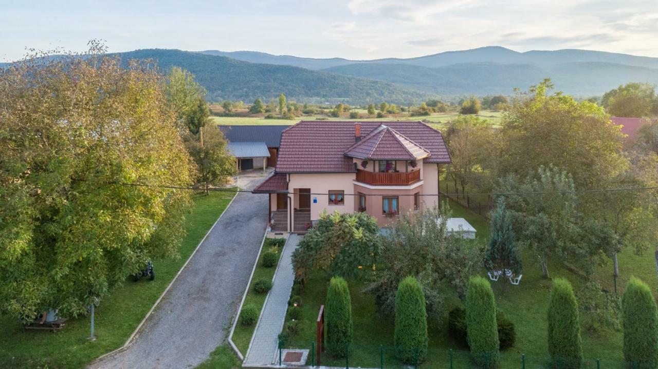 Apartment Ivan & Iva Gornji Vaganac Dış mekan fotoğraf